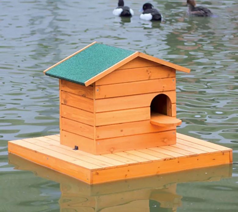 Isla flotante de madera